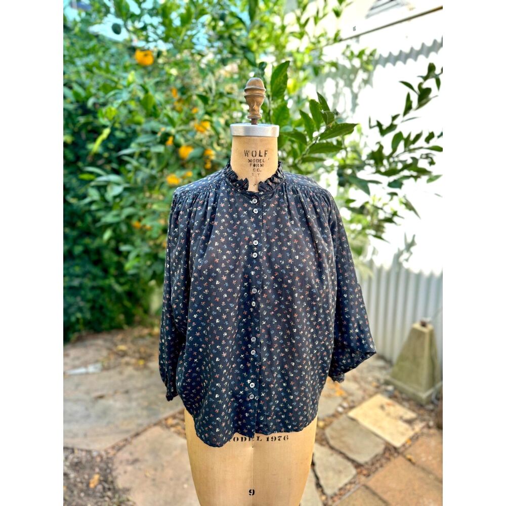 DOEN Rose Faded Blk Parc Monceau Multicolor Floral Top SZ S Ruffle Cuff & Collar